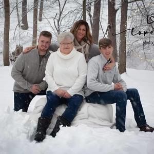 Meet your Posher, Debbie